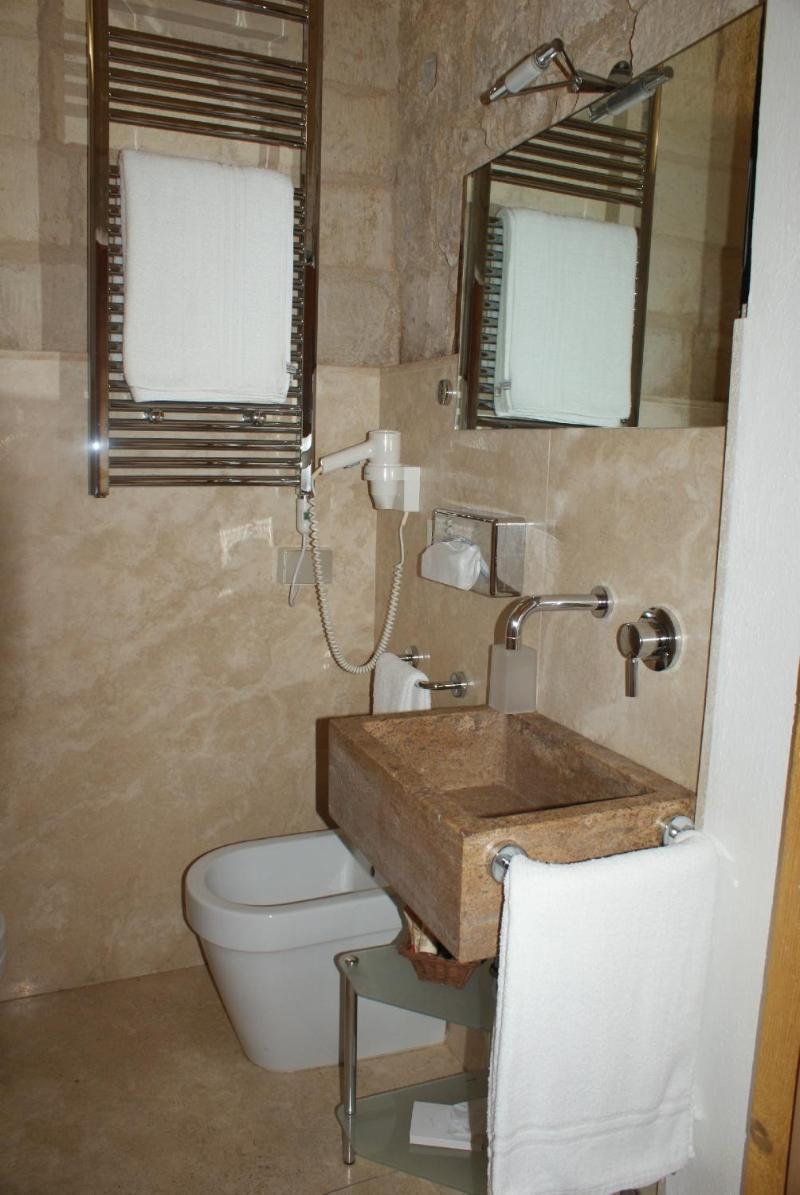 Palazzo Persone Dimora Storica Bed & Breakfast Lecce Eksteriør bilde