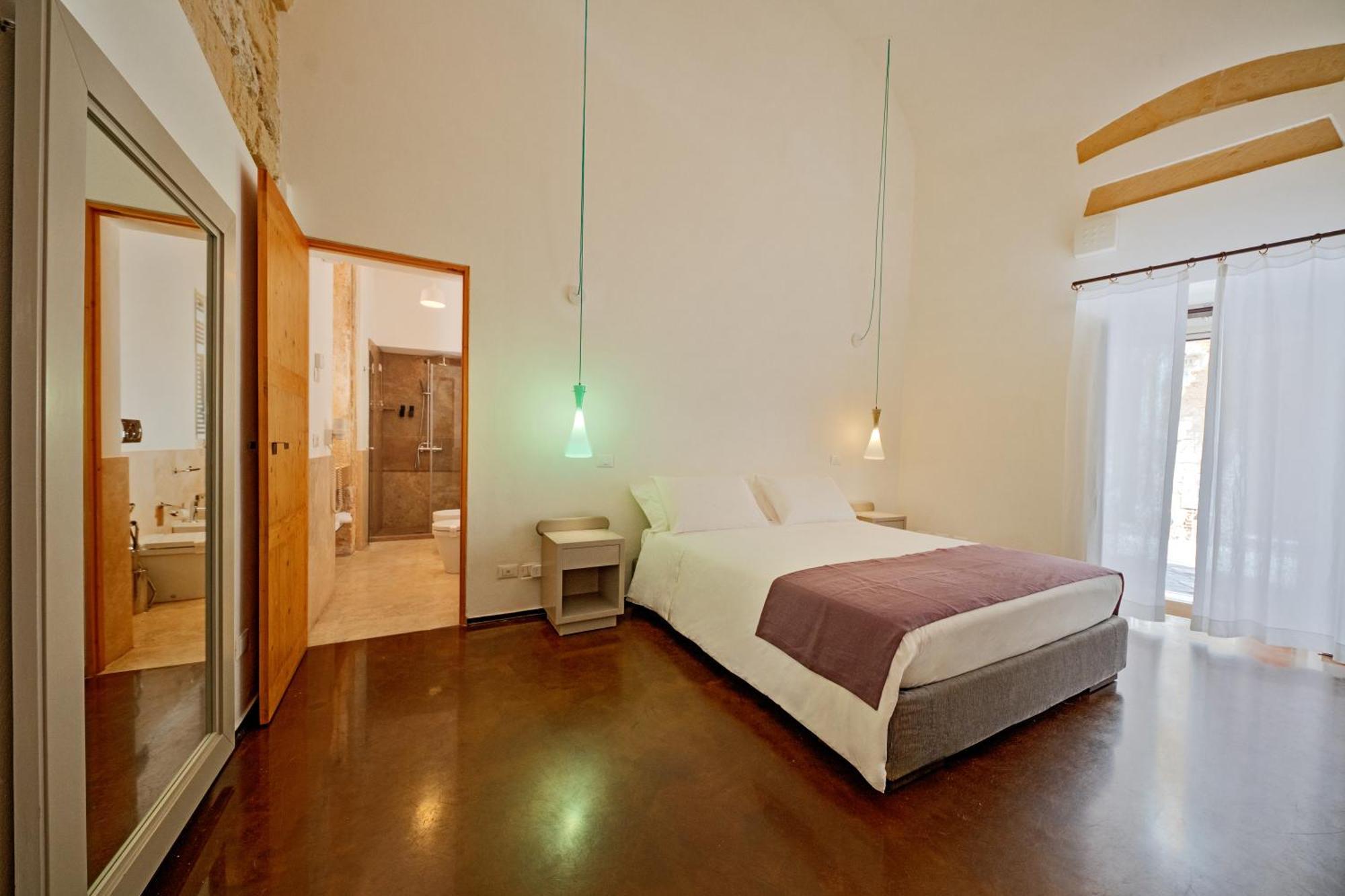 Palazzo Persone Dimora Storica Bed & Breakfast Lecce Eksteriør bilde