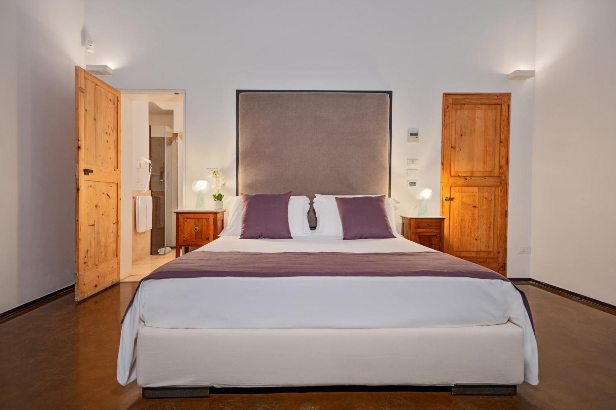 Palazzo Persone Dimora Storica Bed & Breakfast Lecce Eksteriør bilde