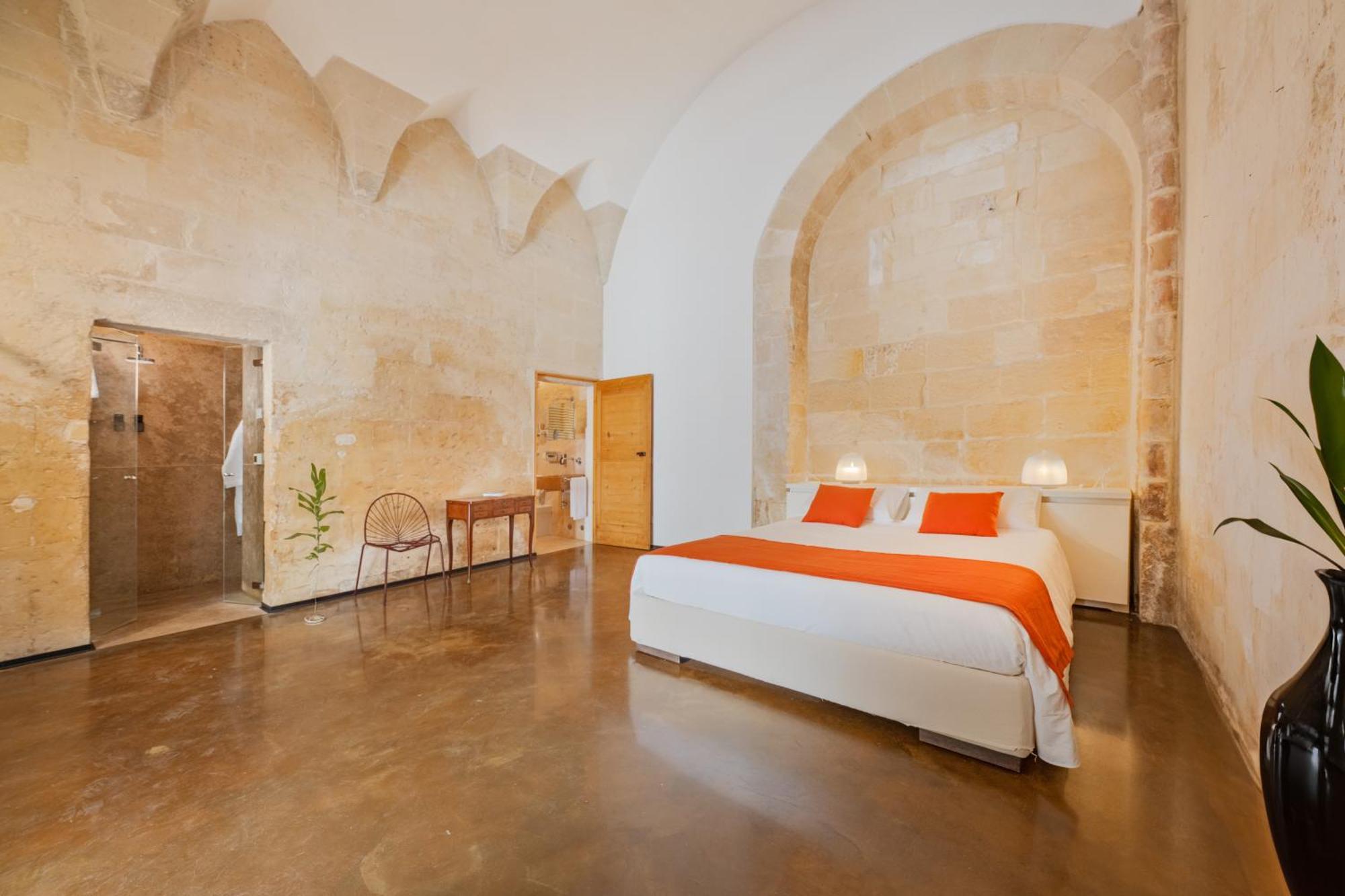 Palazzo Persone Dimora Storica Bed & Breakfast Lecce Eksteriør bilde