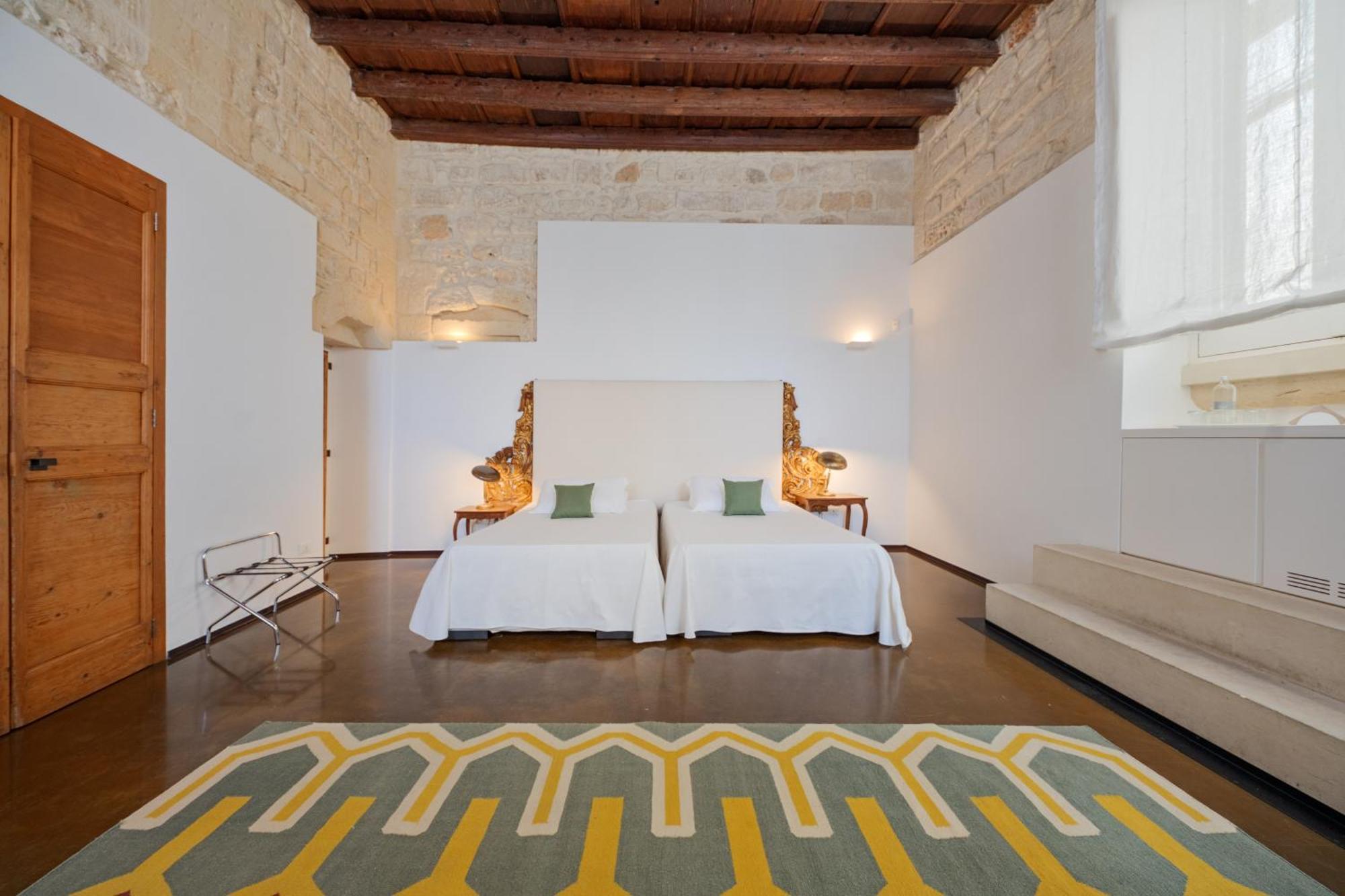 Palazzo Persone Dimora Storica Bed & Breakfast Lecce Eksteriør bilde