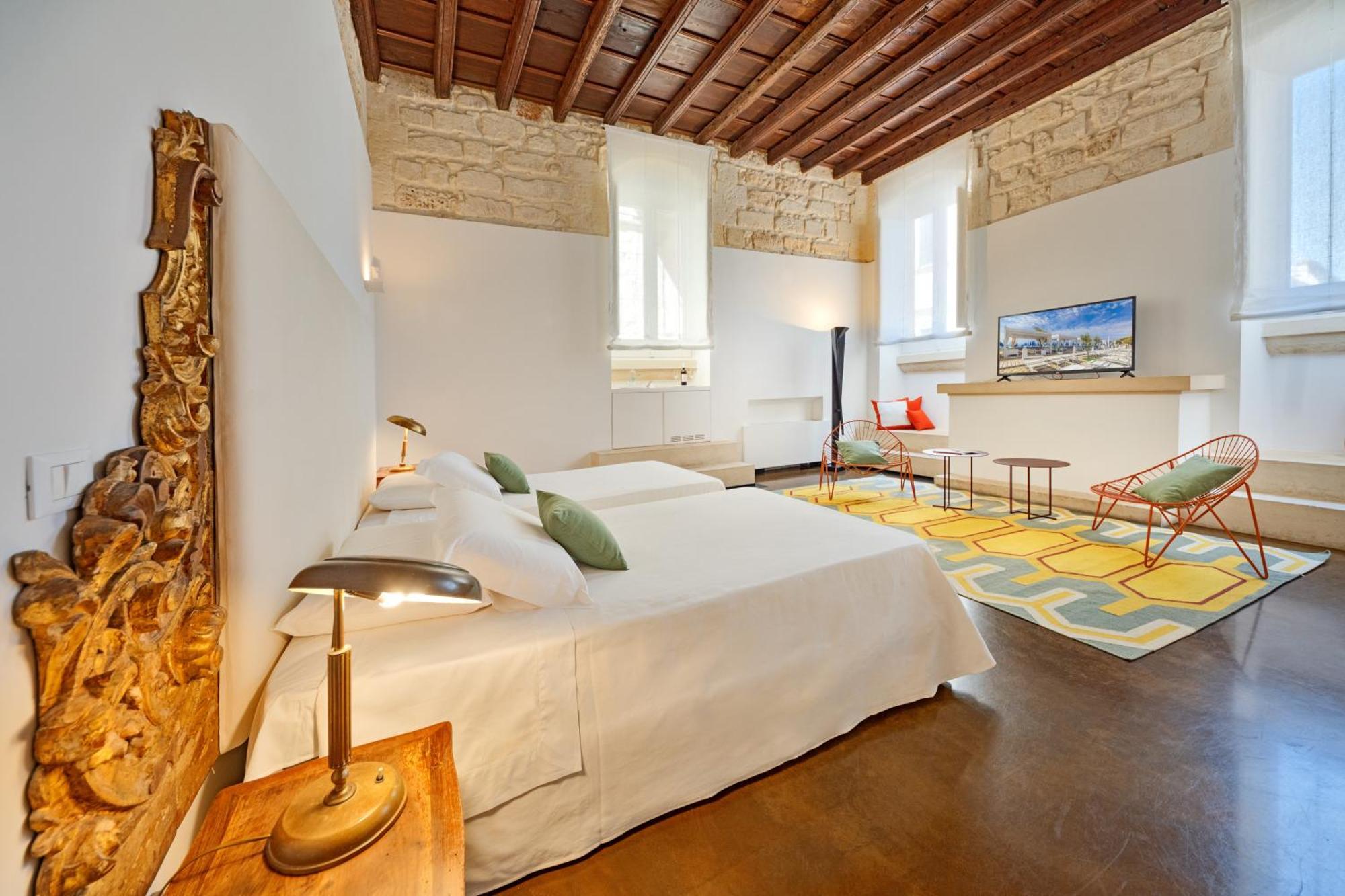 Palazzo Persone Dimora Storica Bed & Breakfast Lecce Eksteriør bilde